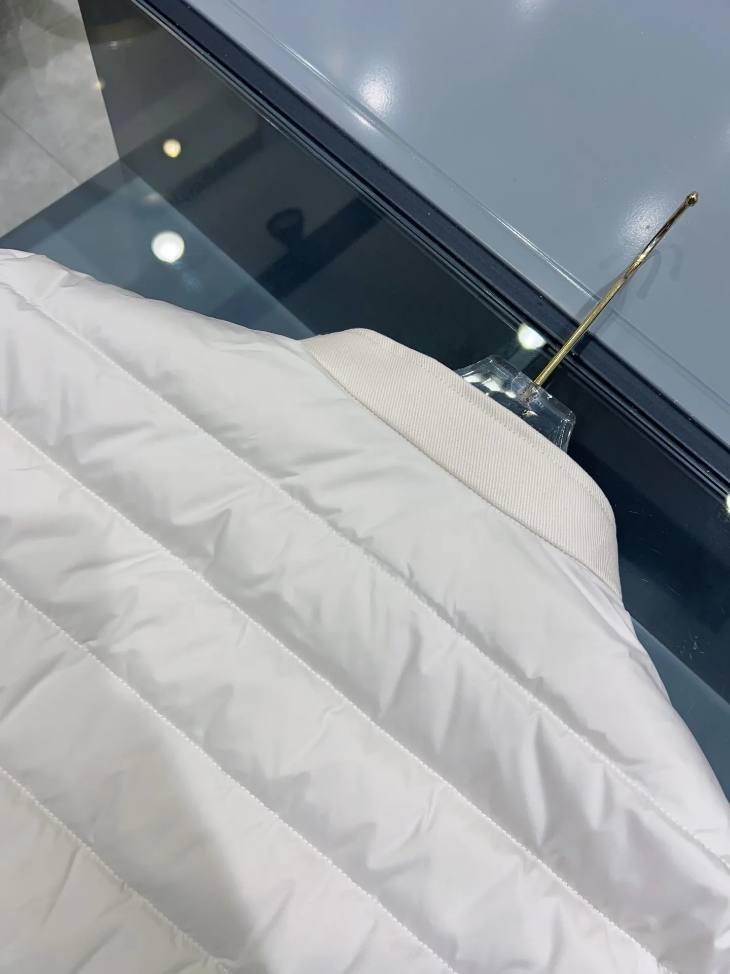 Куртки И Пуховики Женские Moncler 19012227