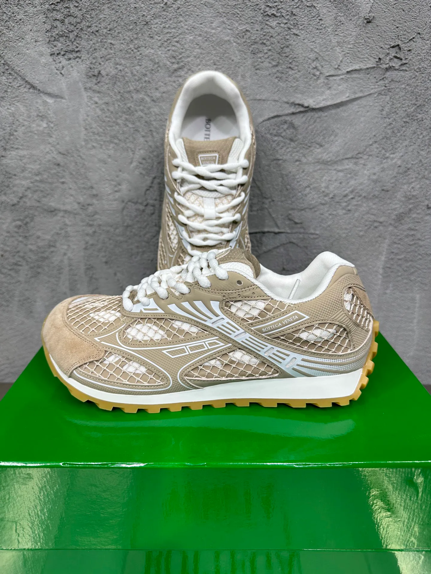 Кроссовки Женские Bottega Veneta 1885530