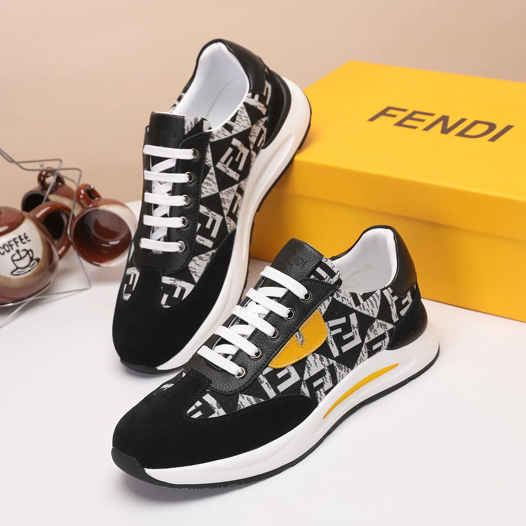 Кроссовки Мужские Fendi 1062423