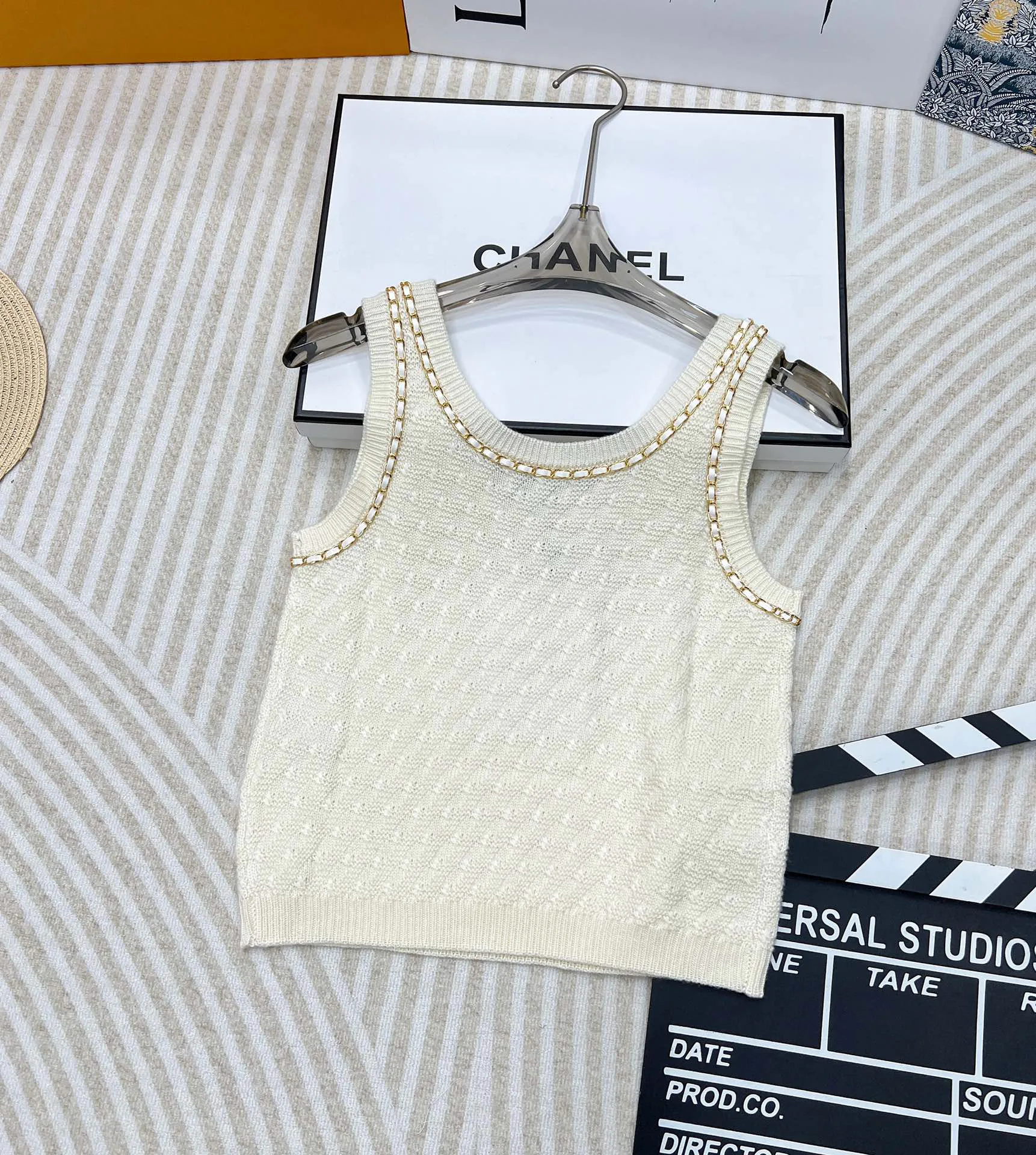 Жилеты Женские Chanel 6173075
