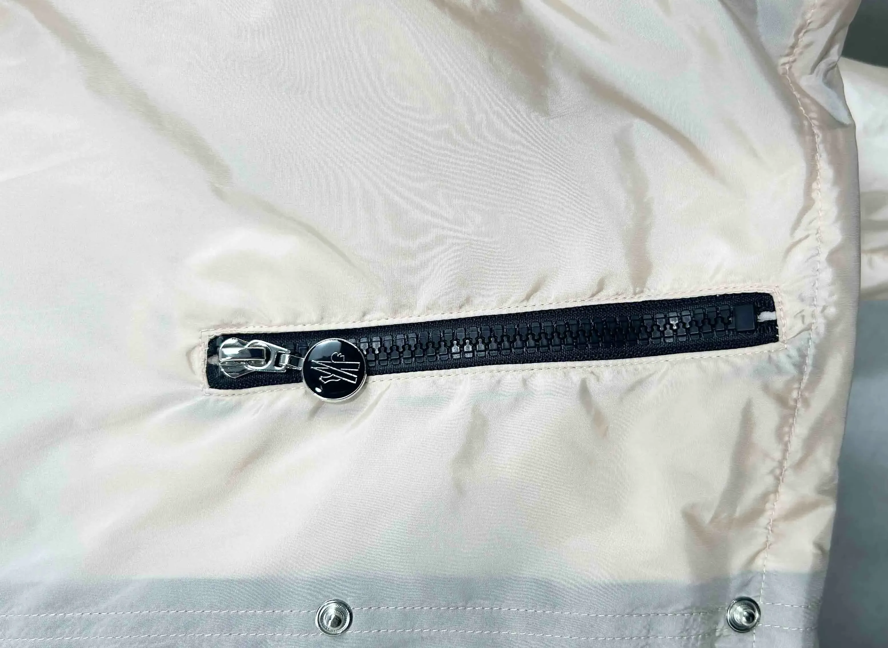 Куртки Женские Moncler 14051