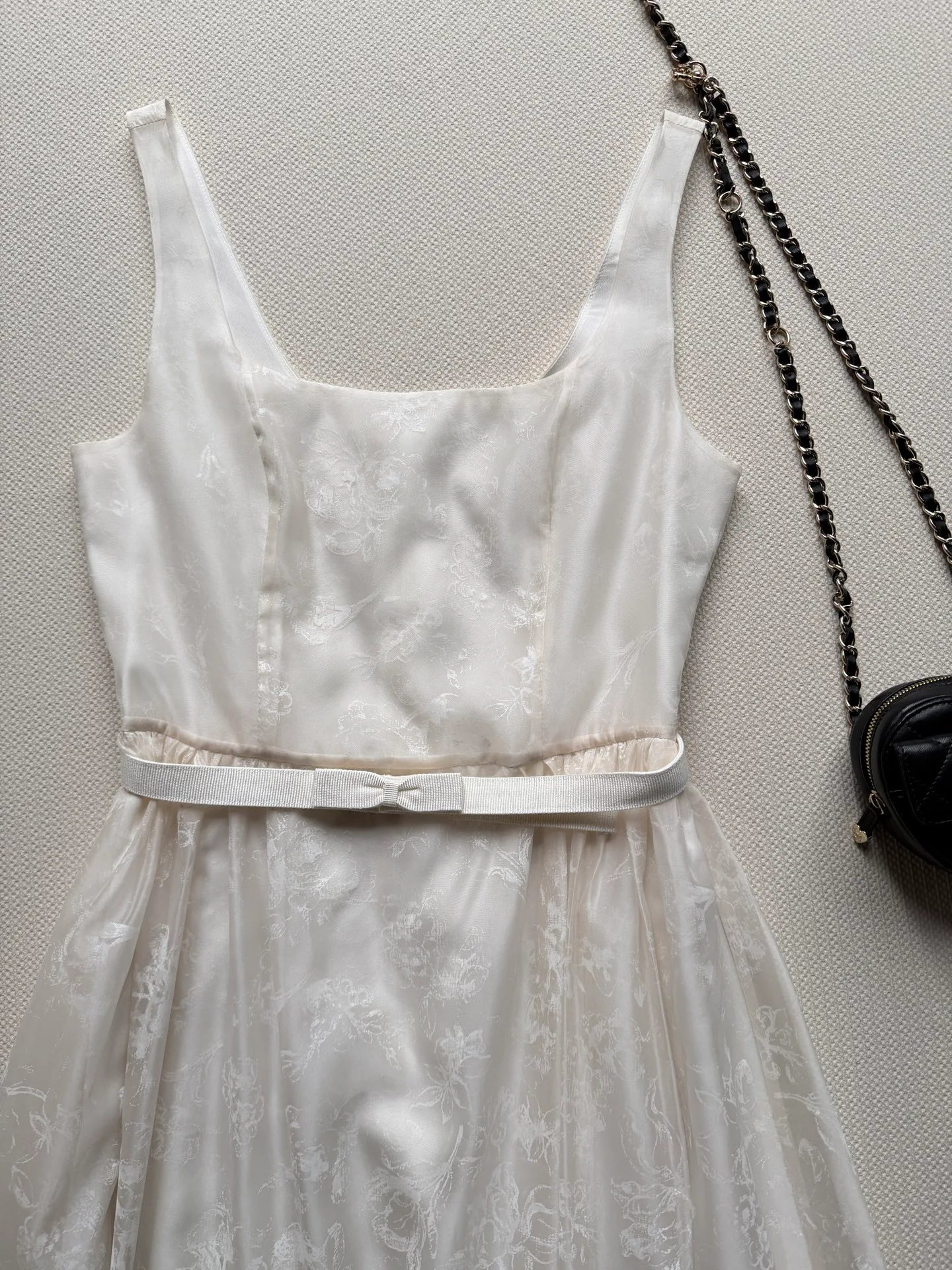Платья Женские Christian Dior 12295639