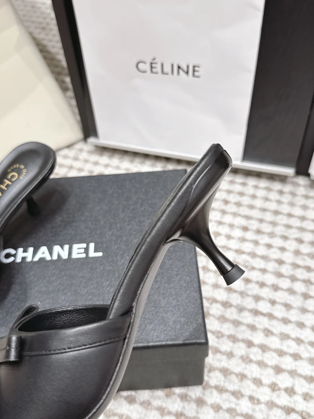 Босоножки Женские Chanel 17421373