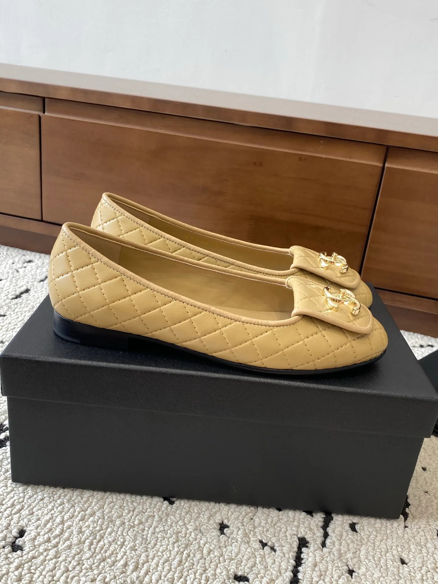 Туфли Женские Chanel 13382328