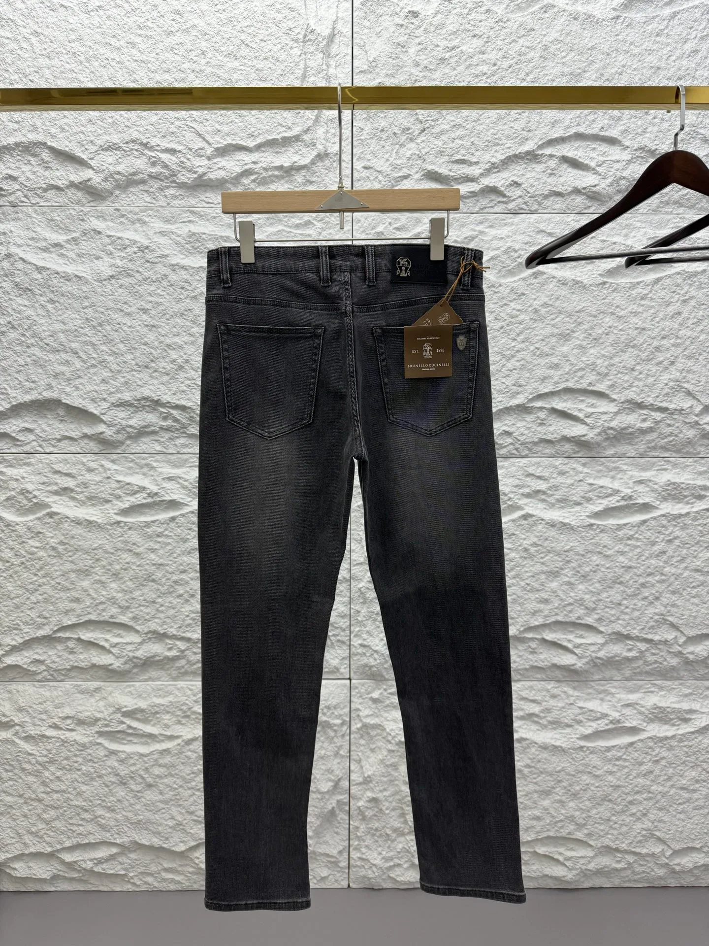 Джинсы Мужские Brunello Cucinelli 17298444