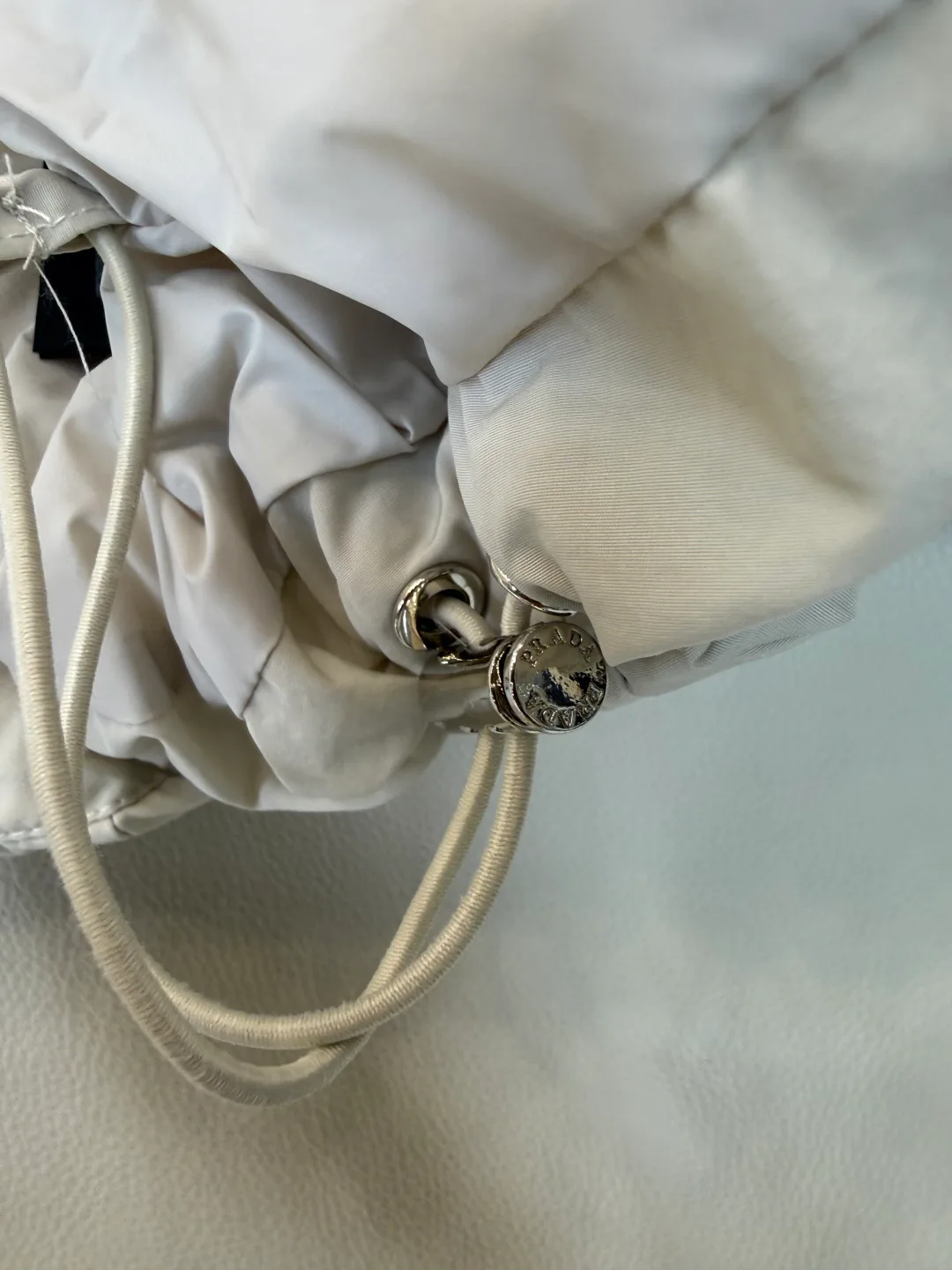 Куртки И Пуховики Женские Prada 18226365