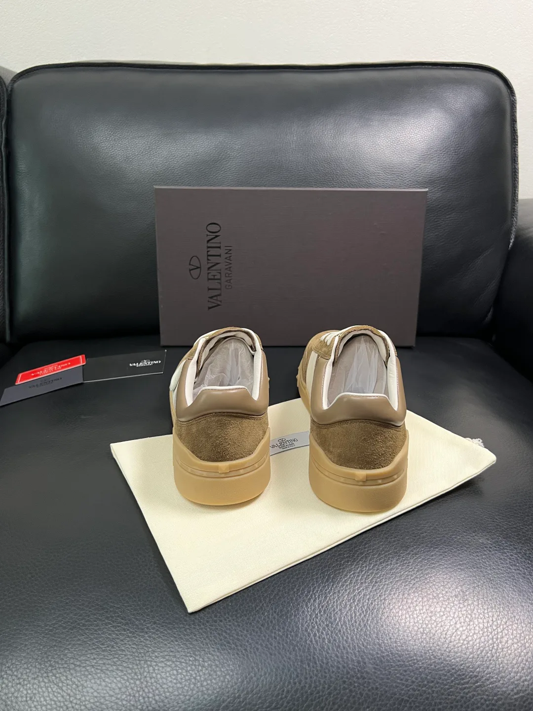 Кроссовки Женские Valentino 17093909