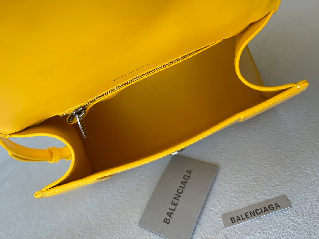 Сумки На Ремне Женские Balenciaga 368784