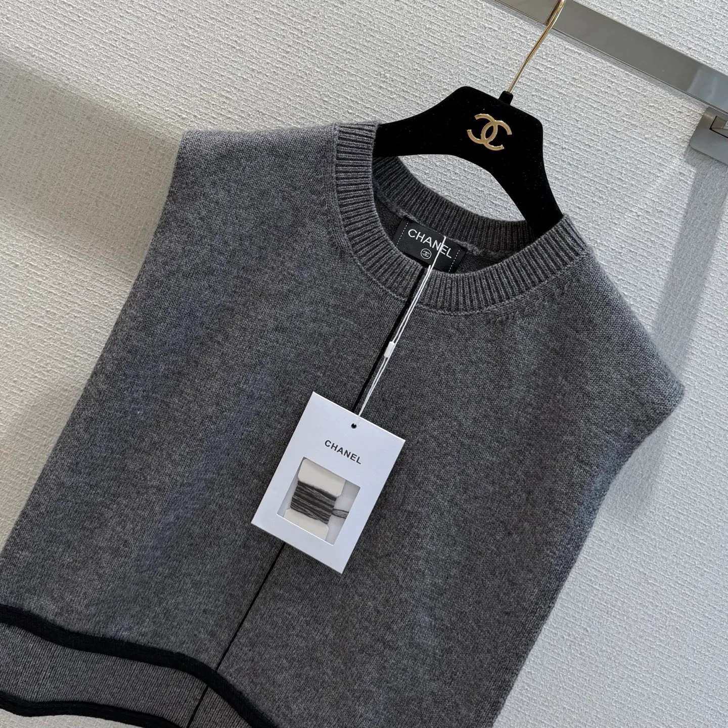 Жилеты Женские Chanel 11540448