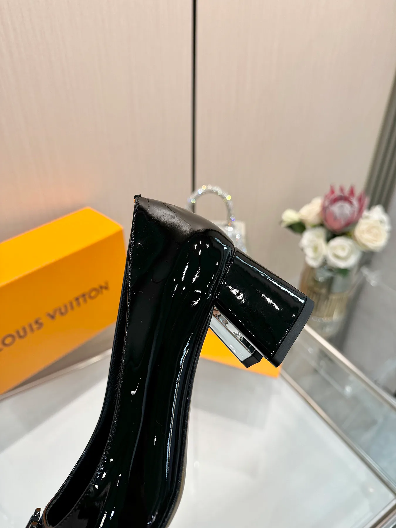 Туфли Женские Louis Vuitton 894875