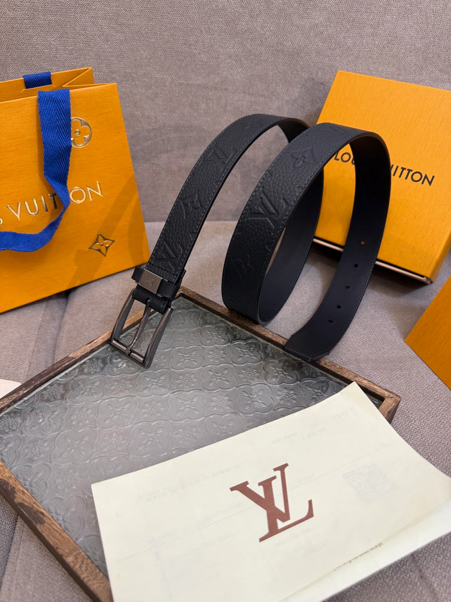 Ремни Louis Vuitton 71179