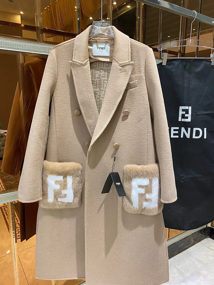 Пальто Женские Fendi 19651227