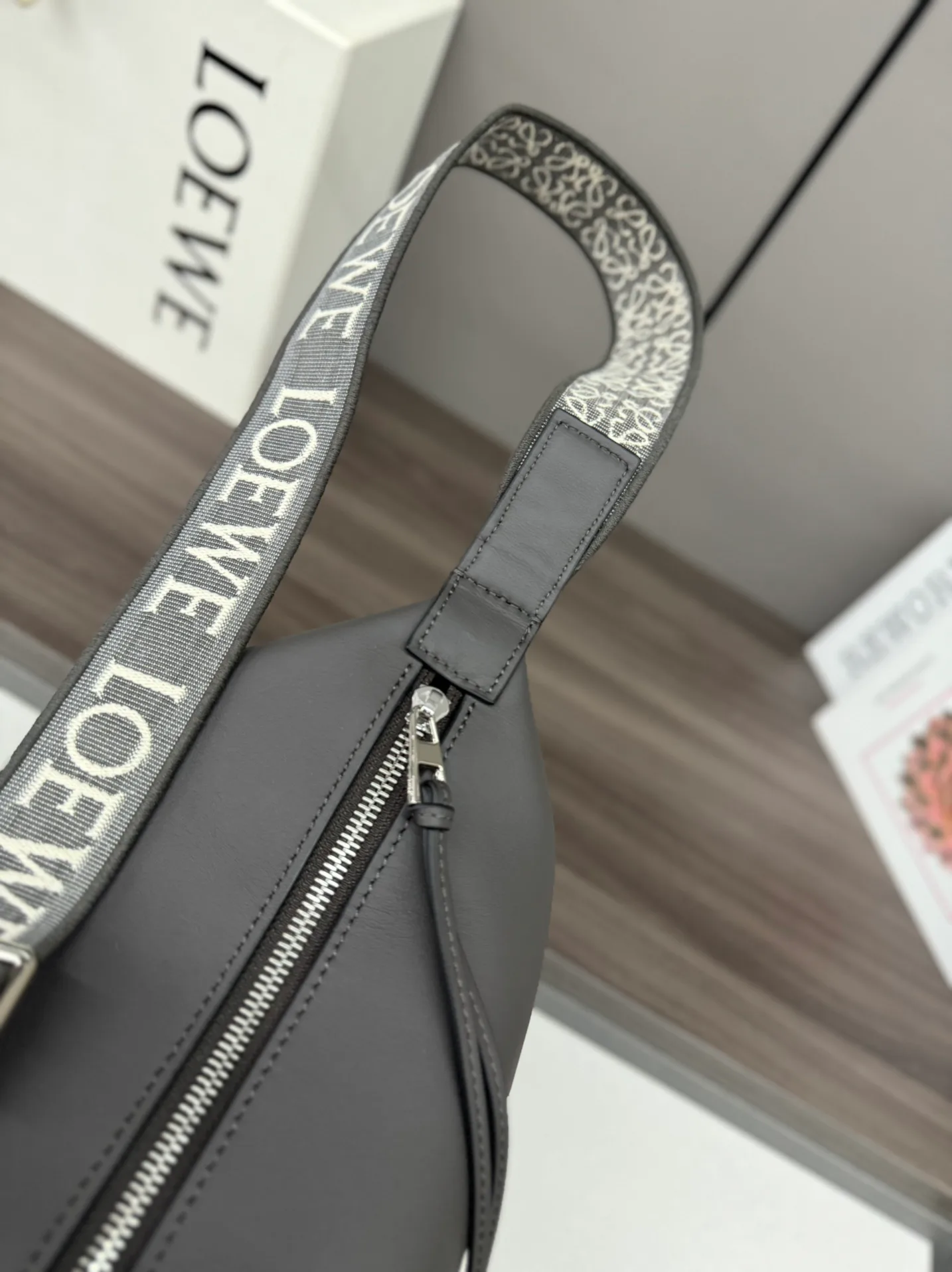 Классические Сумки Женские Loewe 13401762