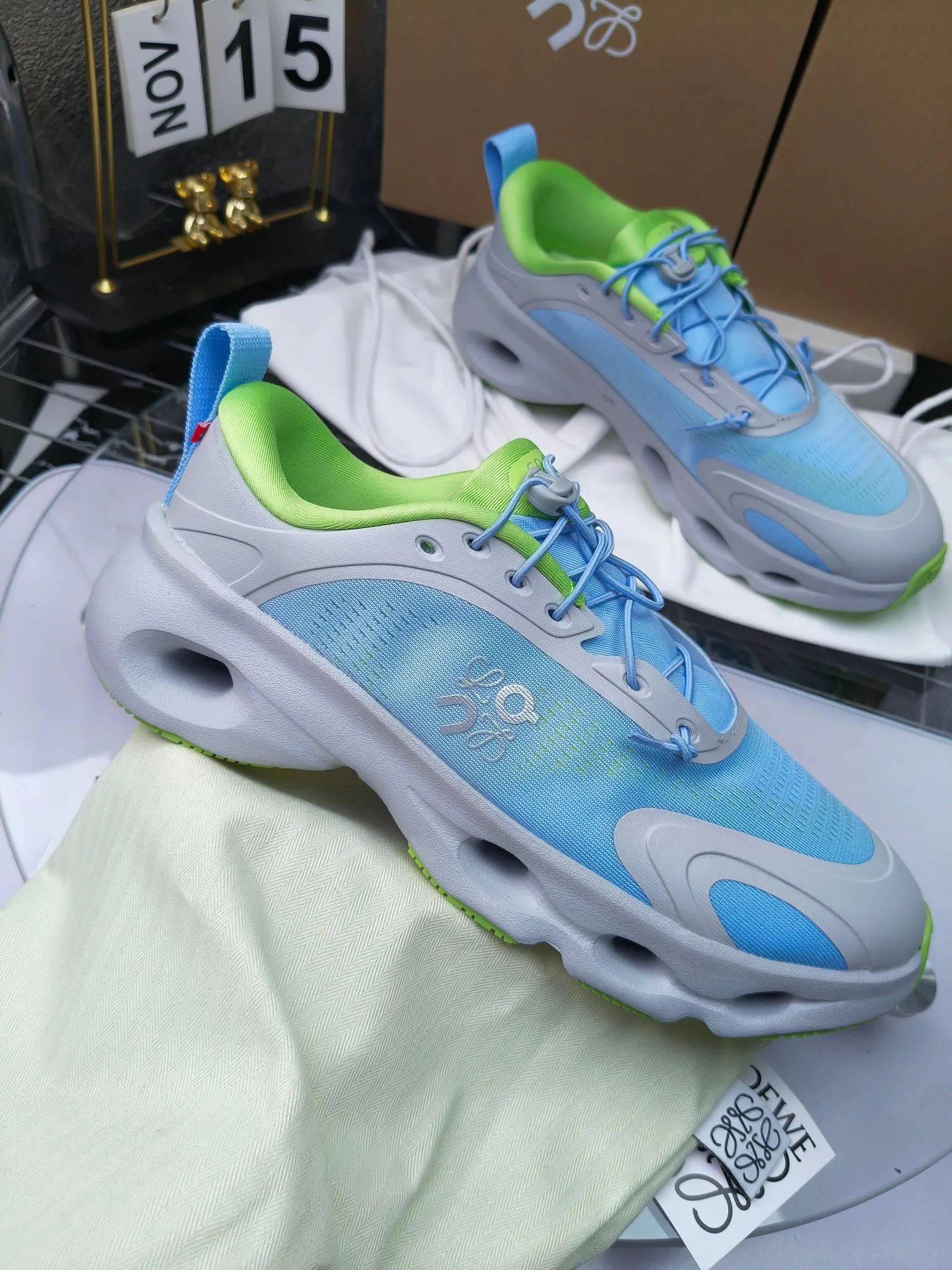 Кроссовки Женские Loewe 1885474