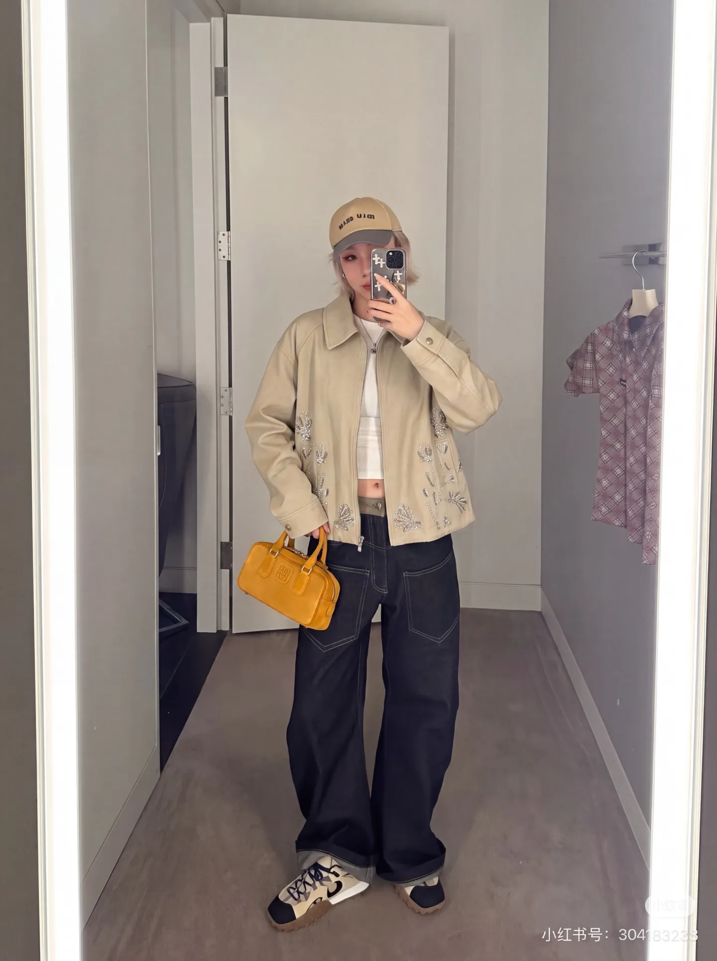 Куртки И Пуховики Женские Miu Miu 19698992