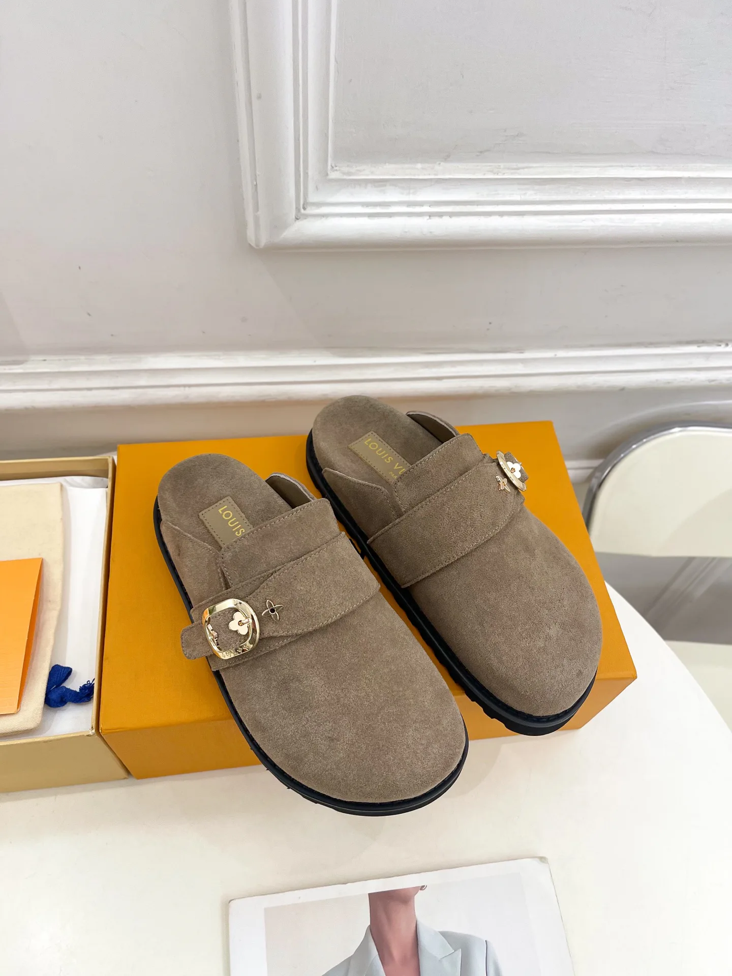 Мюли И Сабо Женские Louis Vuitton 6215