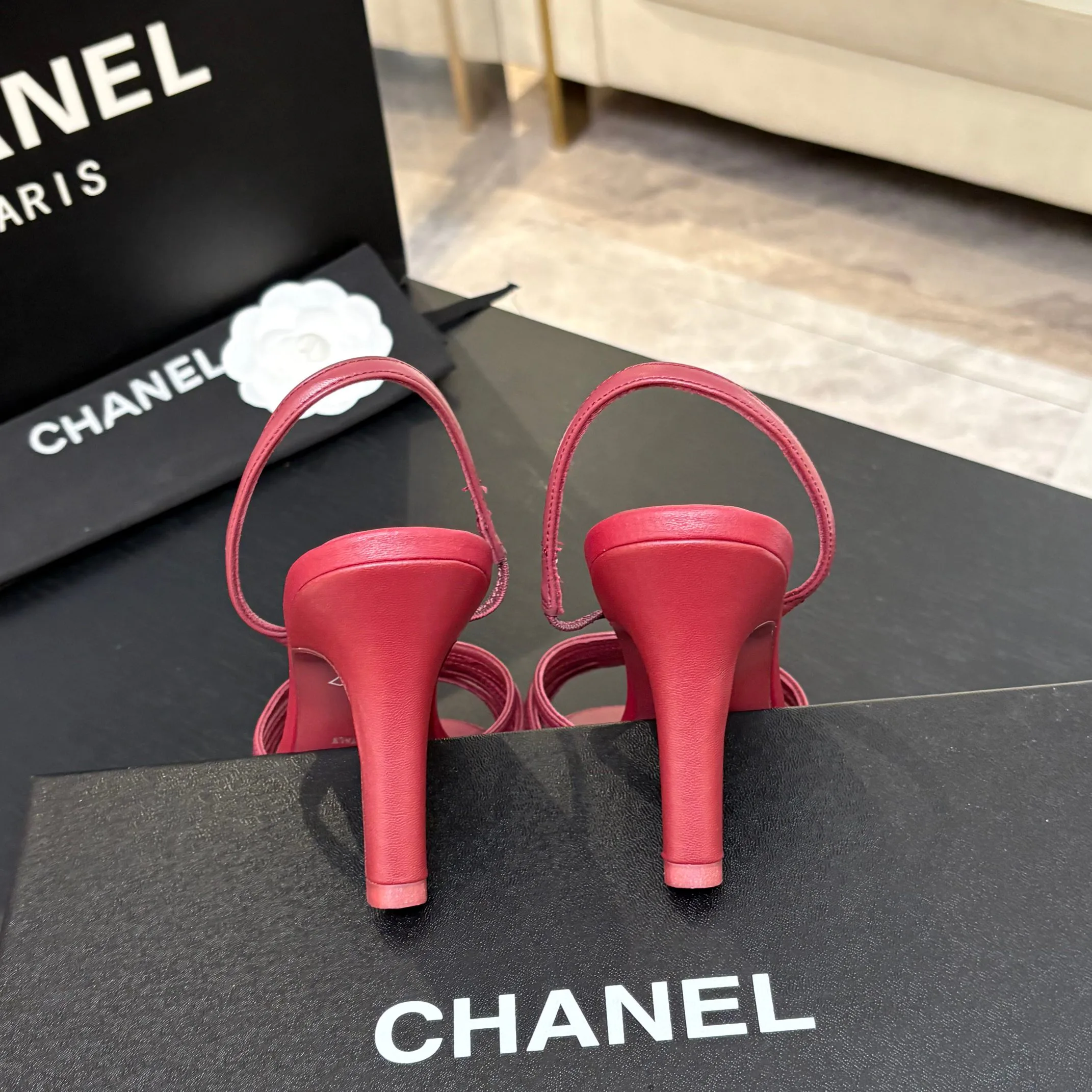 Босоножки Женские Chanel 16953061