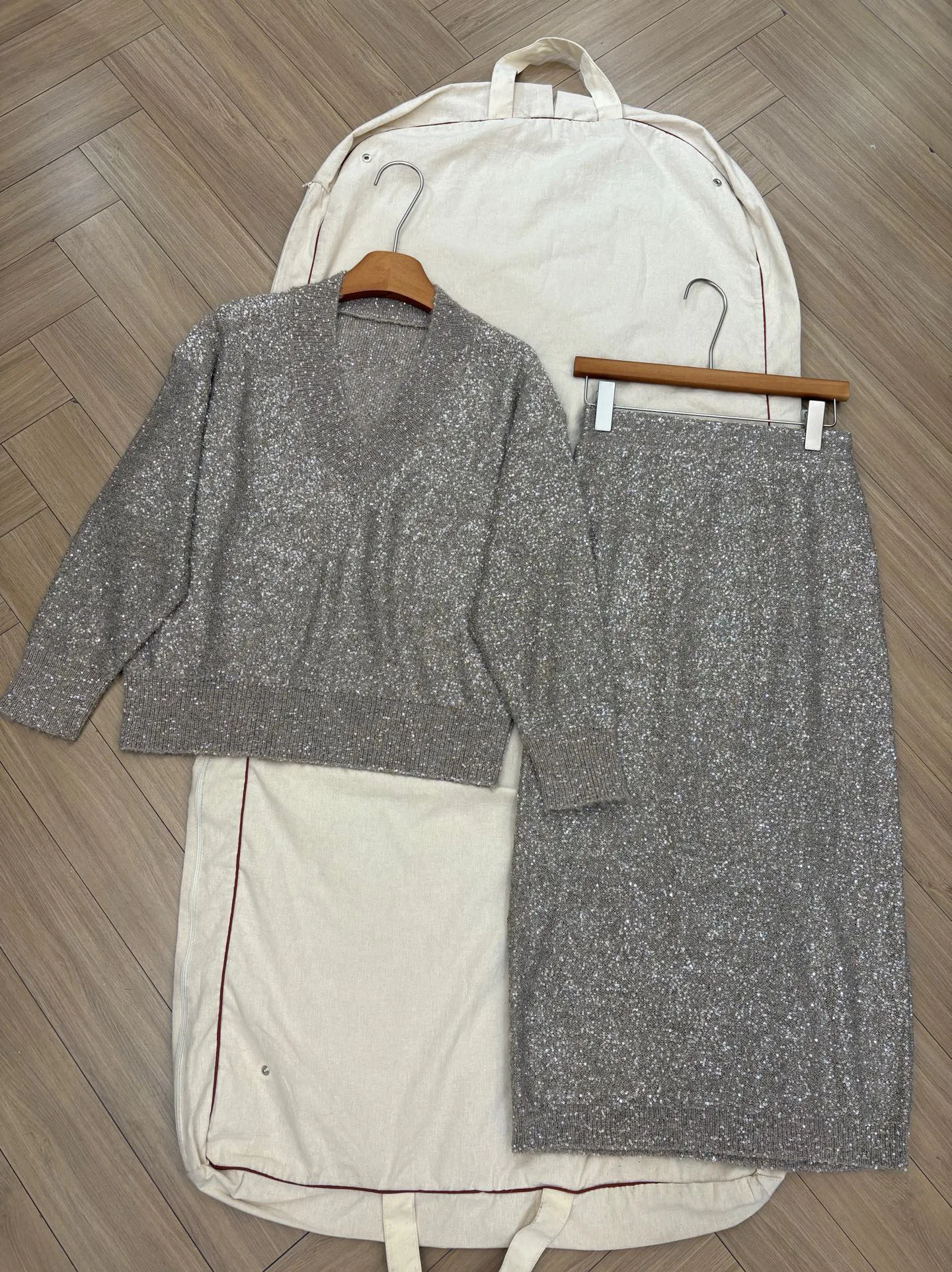 Джемперы И Свитеры Женские Brunello Cucinelli 17944707
