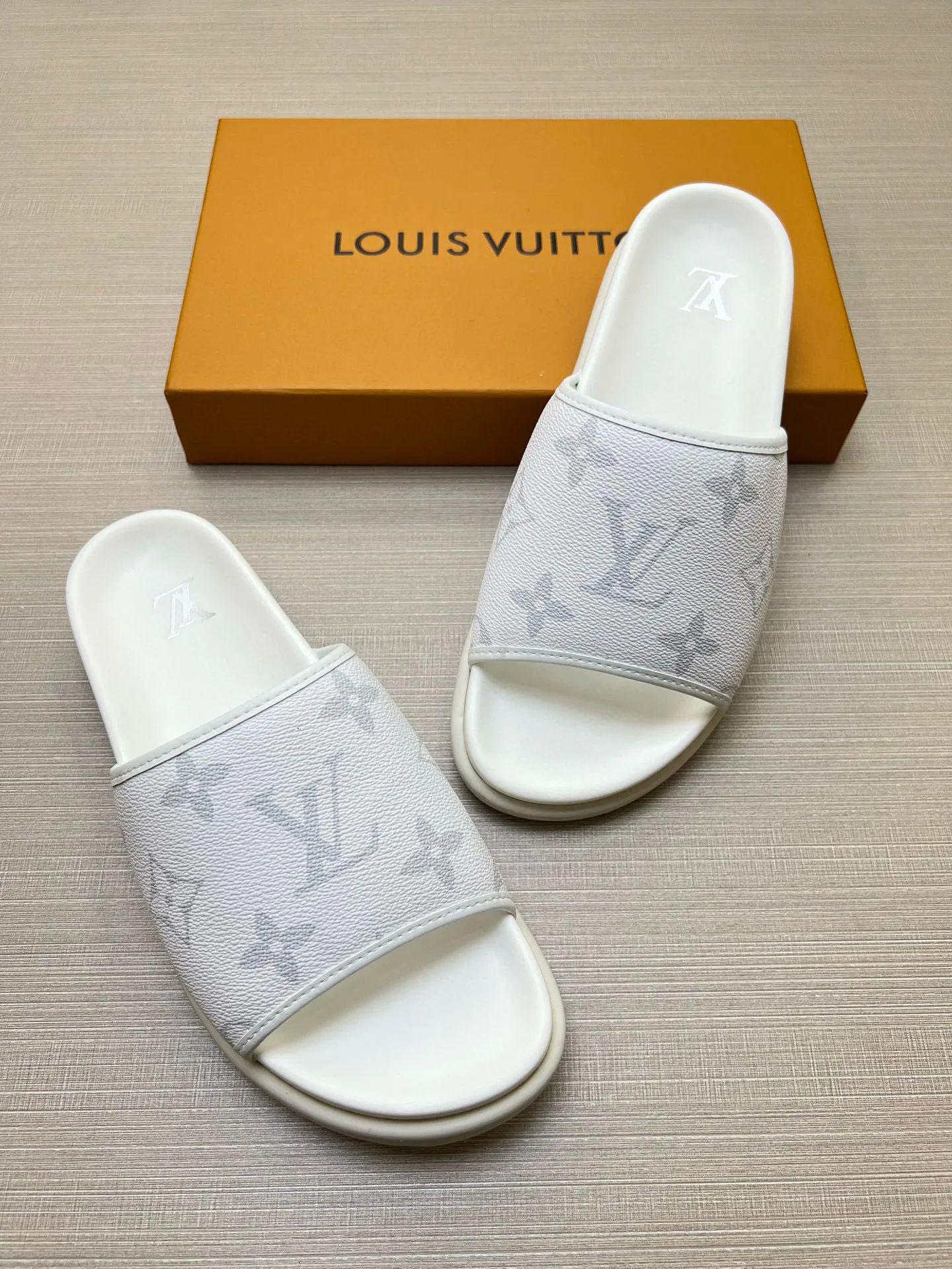 Шлепанцы Мужские Louis Vuitton 1789289