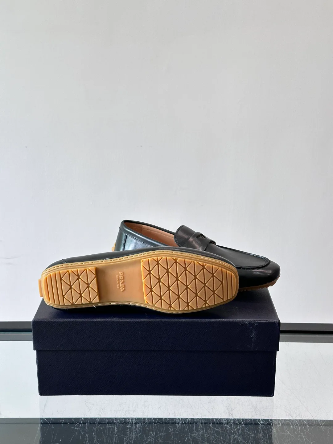 Лоферы И Туфли Мужские Prada 17447557