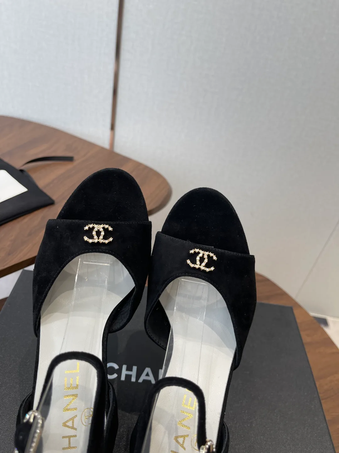 Босоножки Женские Chanel 11483297