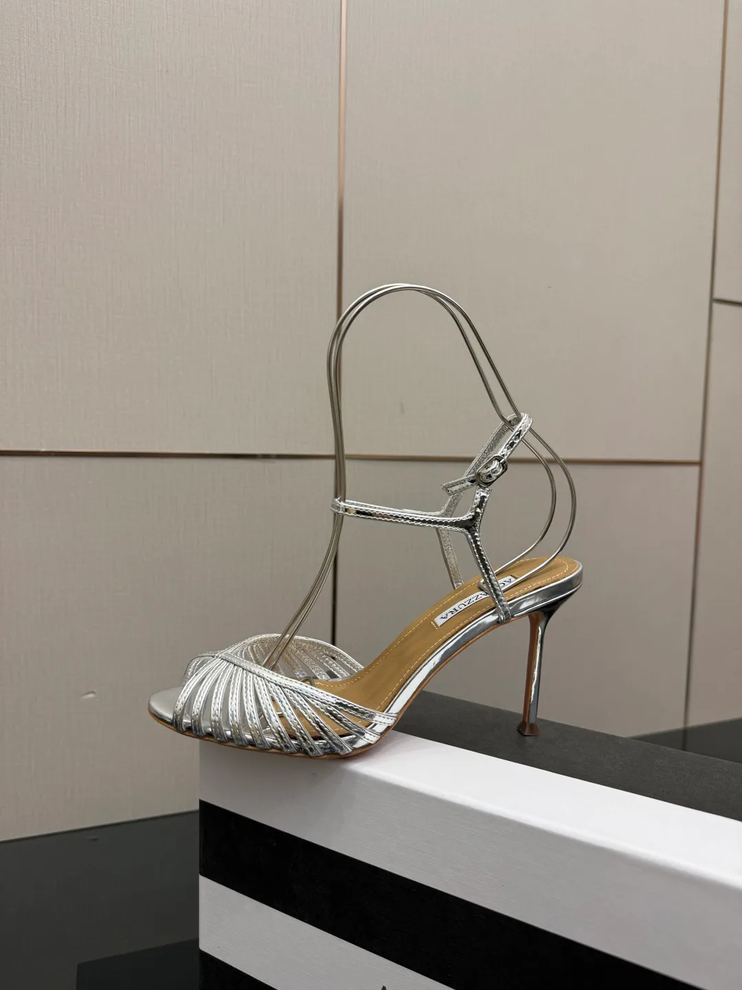 Босоножки Женские Aquazzura 12712414