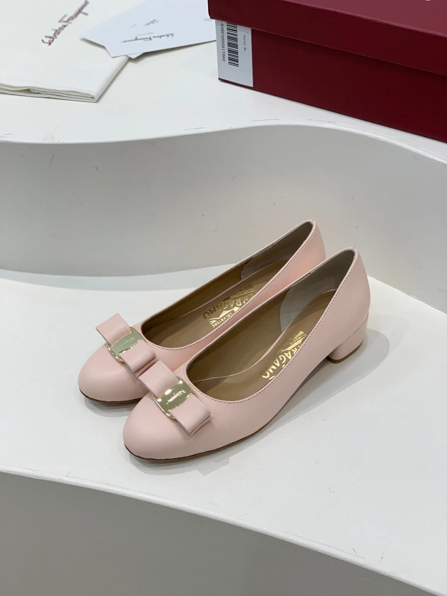 Туфли Женские Salvatore Ferragamo 20025