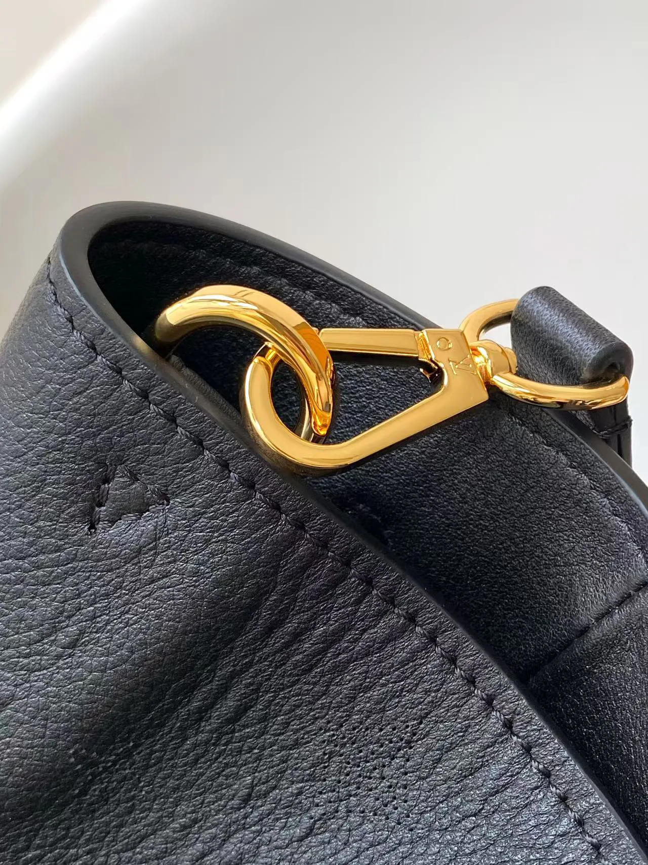 Сумки На Ремне Женские Louis Vuitton 546411