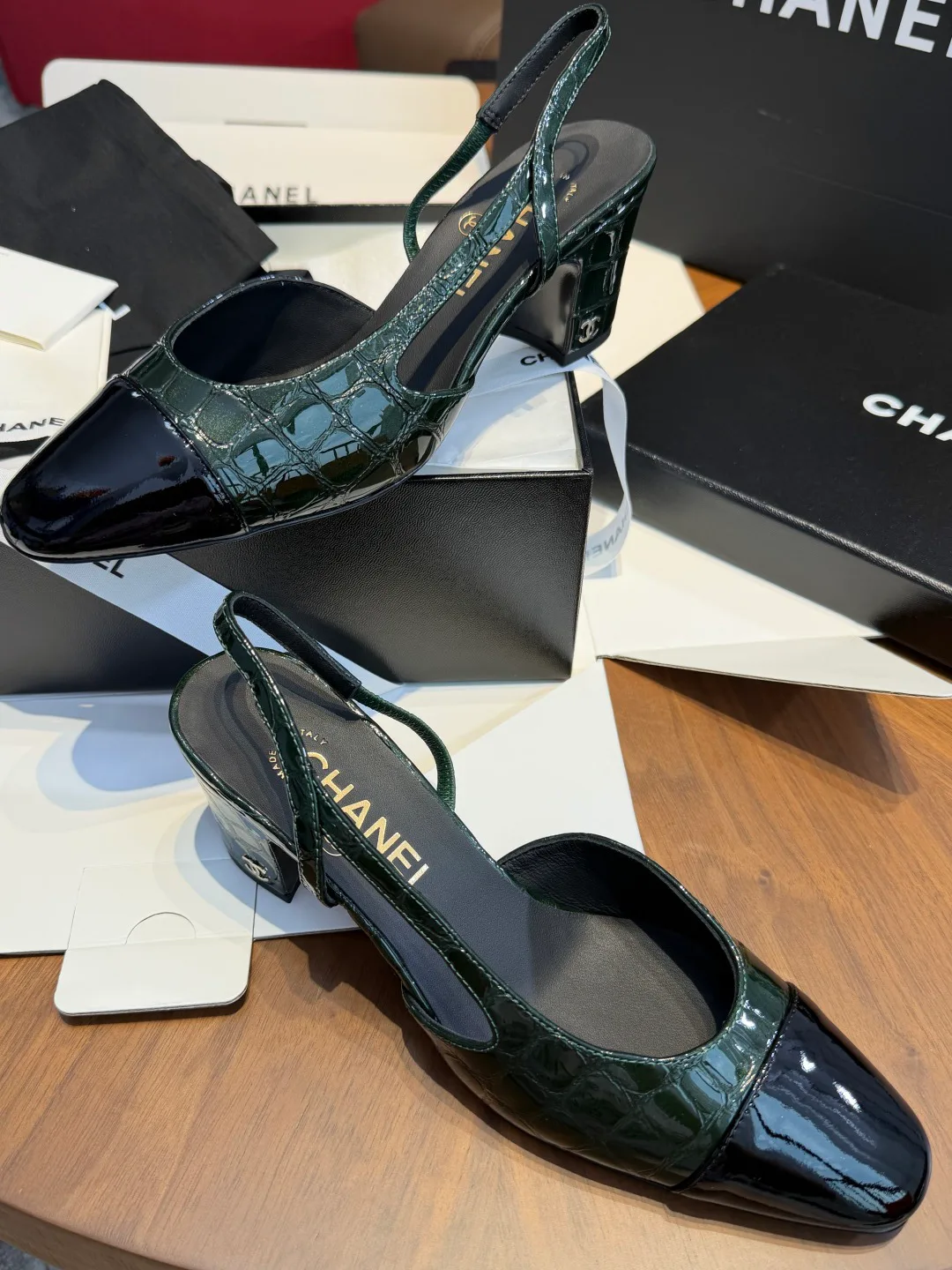 Туфли Женские Chanel 18468893