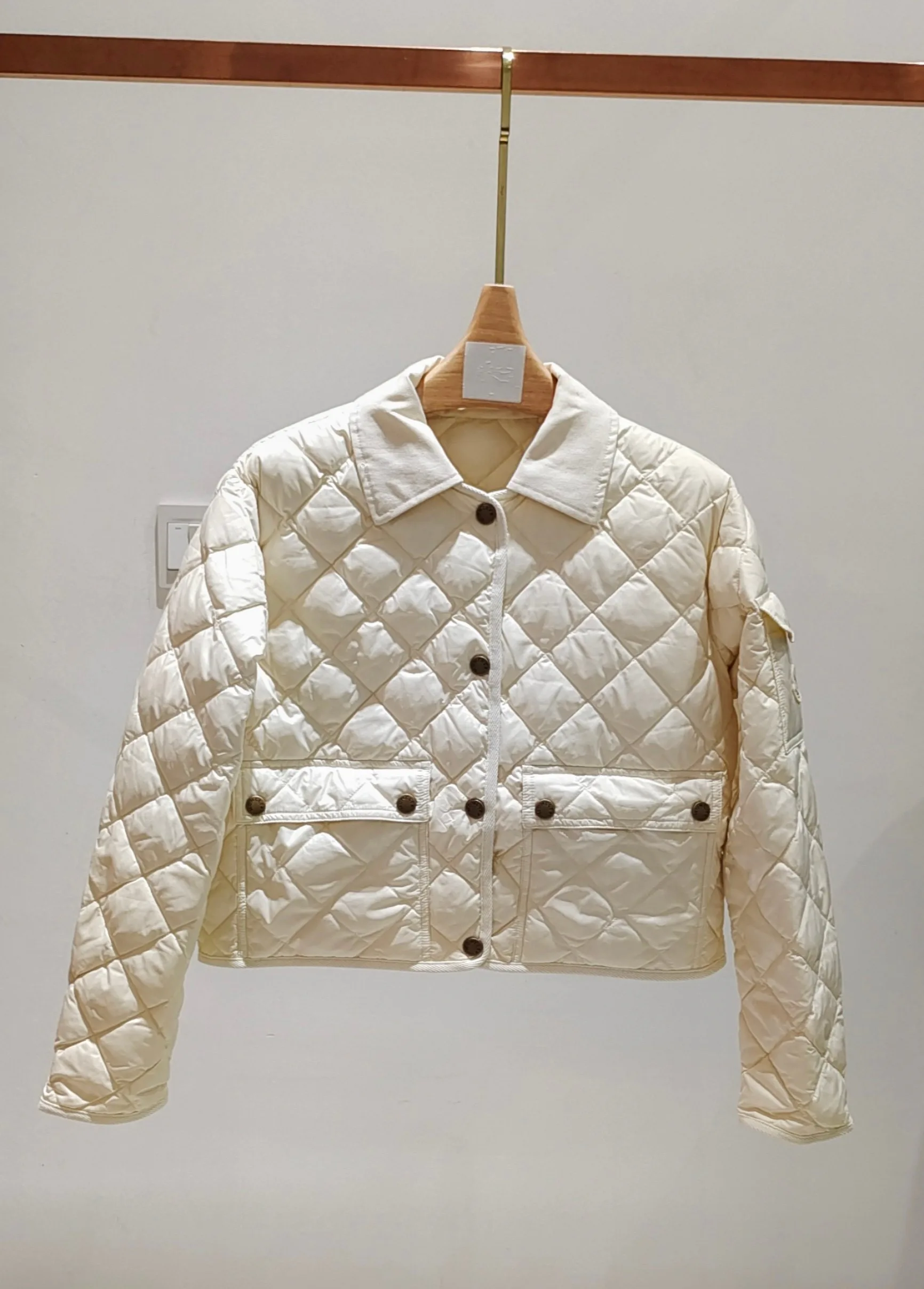 Куртки И Пуховики Женские Moncler 617597