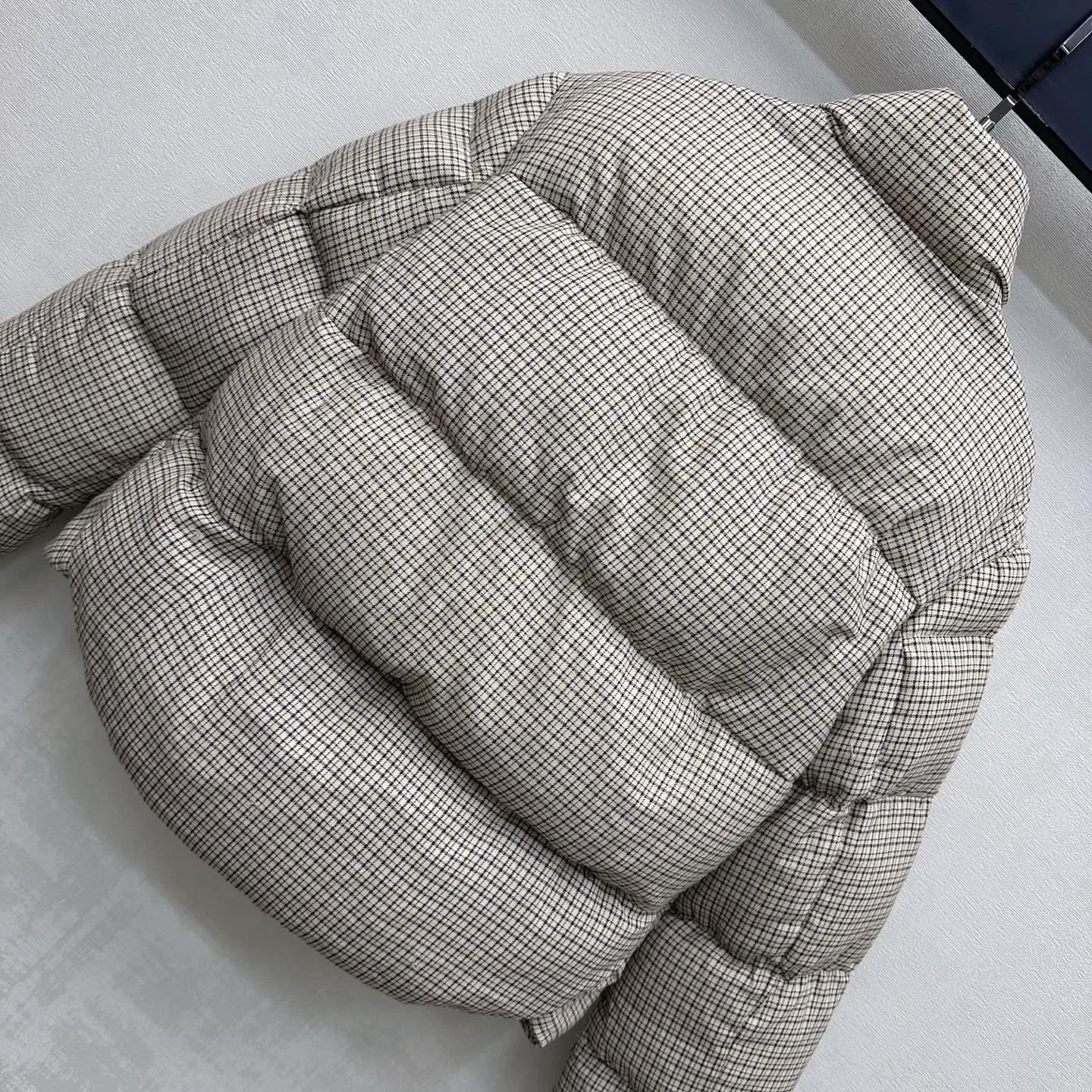 Куртки И Пуховики Женские Moncler 18579386