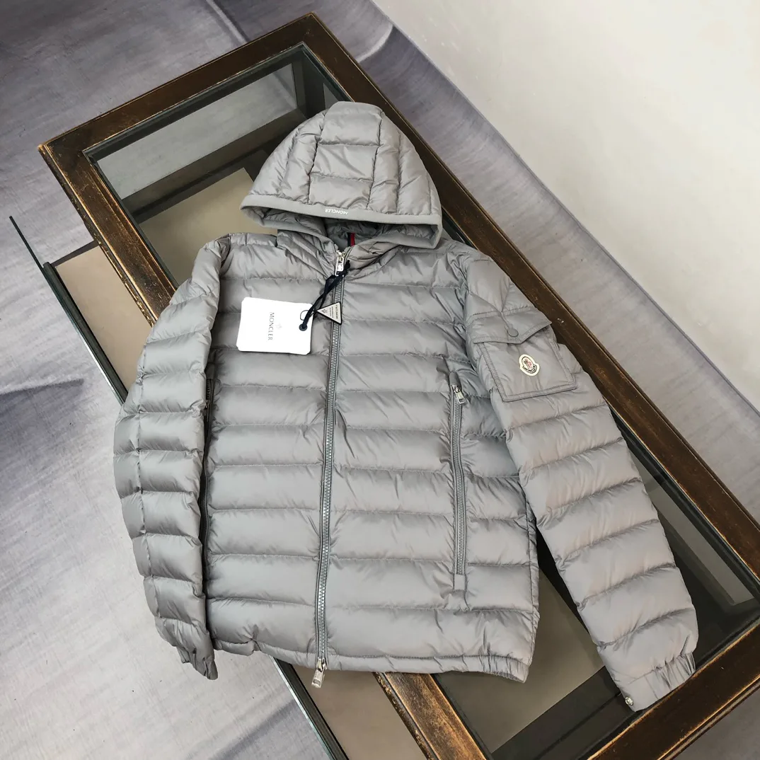 Куртки И Пуховики Женские Moncler 18408601