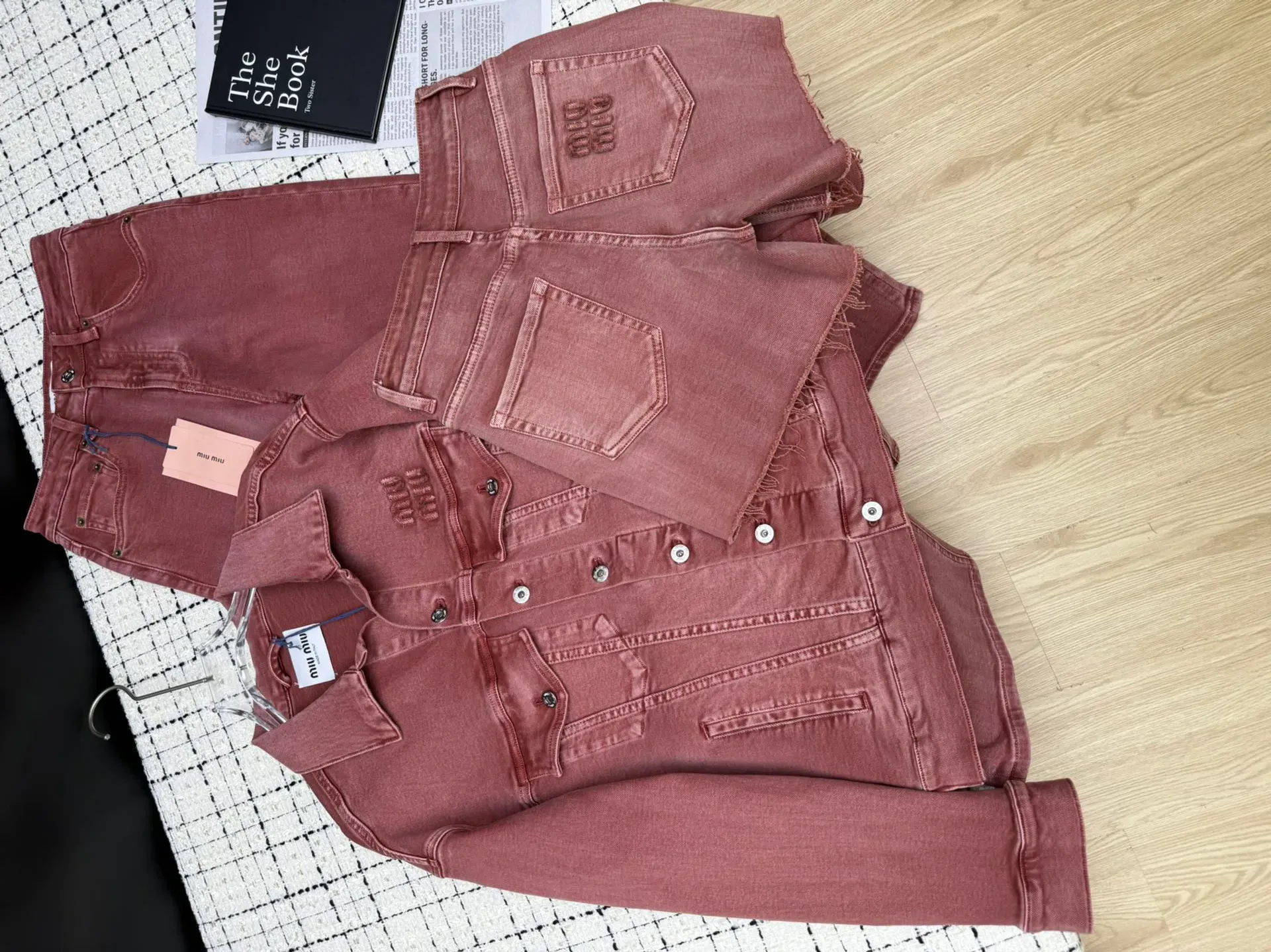 Куртки Женские Miu Miu