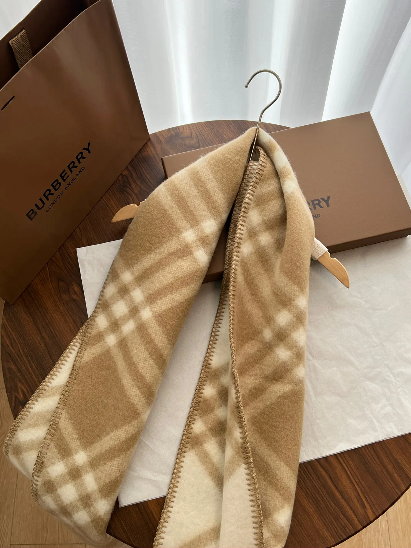 Шарфы Burberry 5944099
