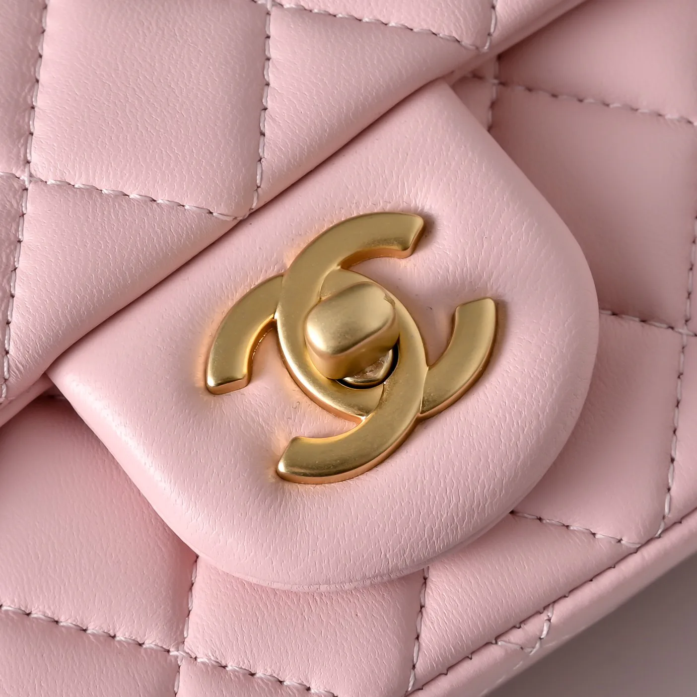 Классические Сумки Женские Chanel 17802242