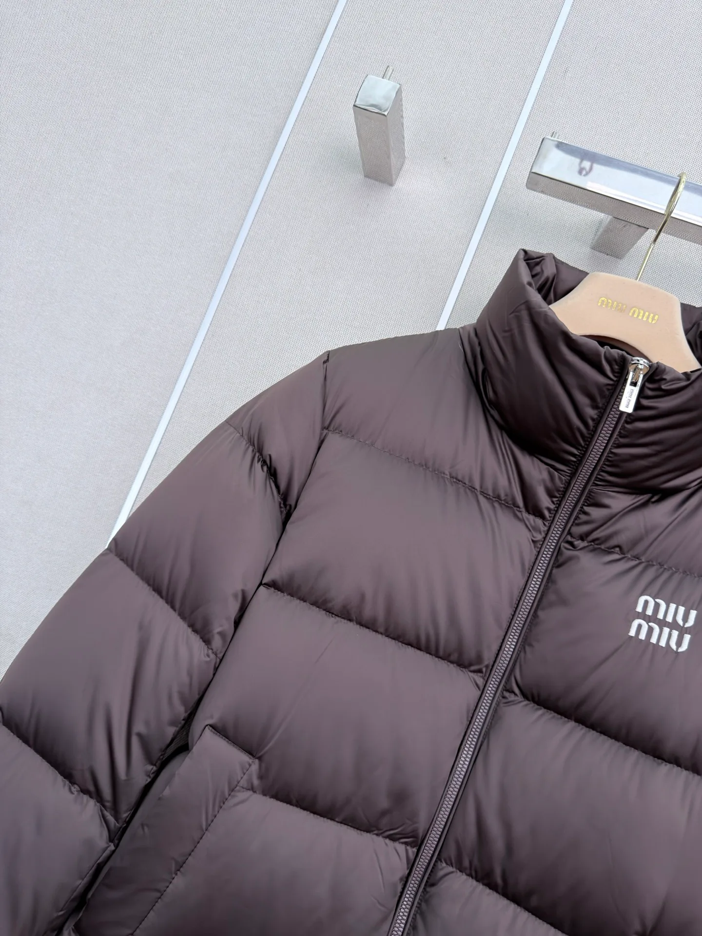 Куртки И Пуховики Женские Miu Miu 19555745