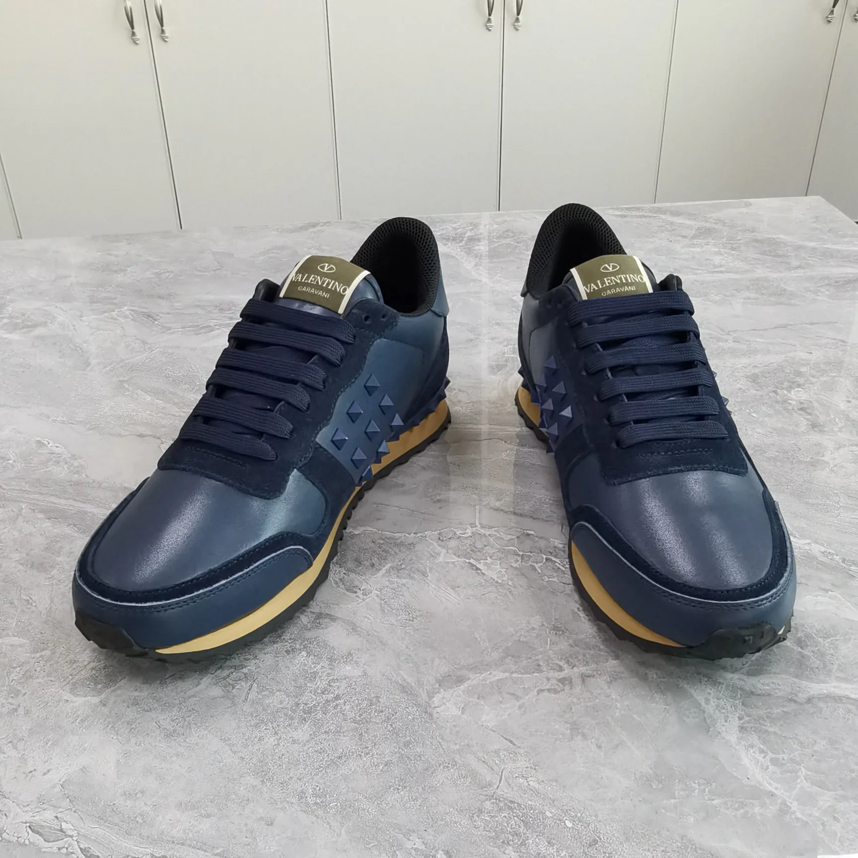 Кроссовки Женские Valentino 10736433