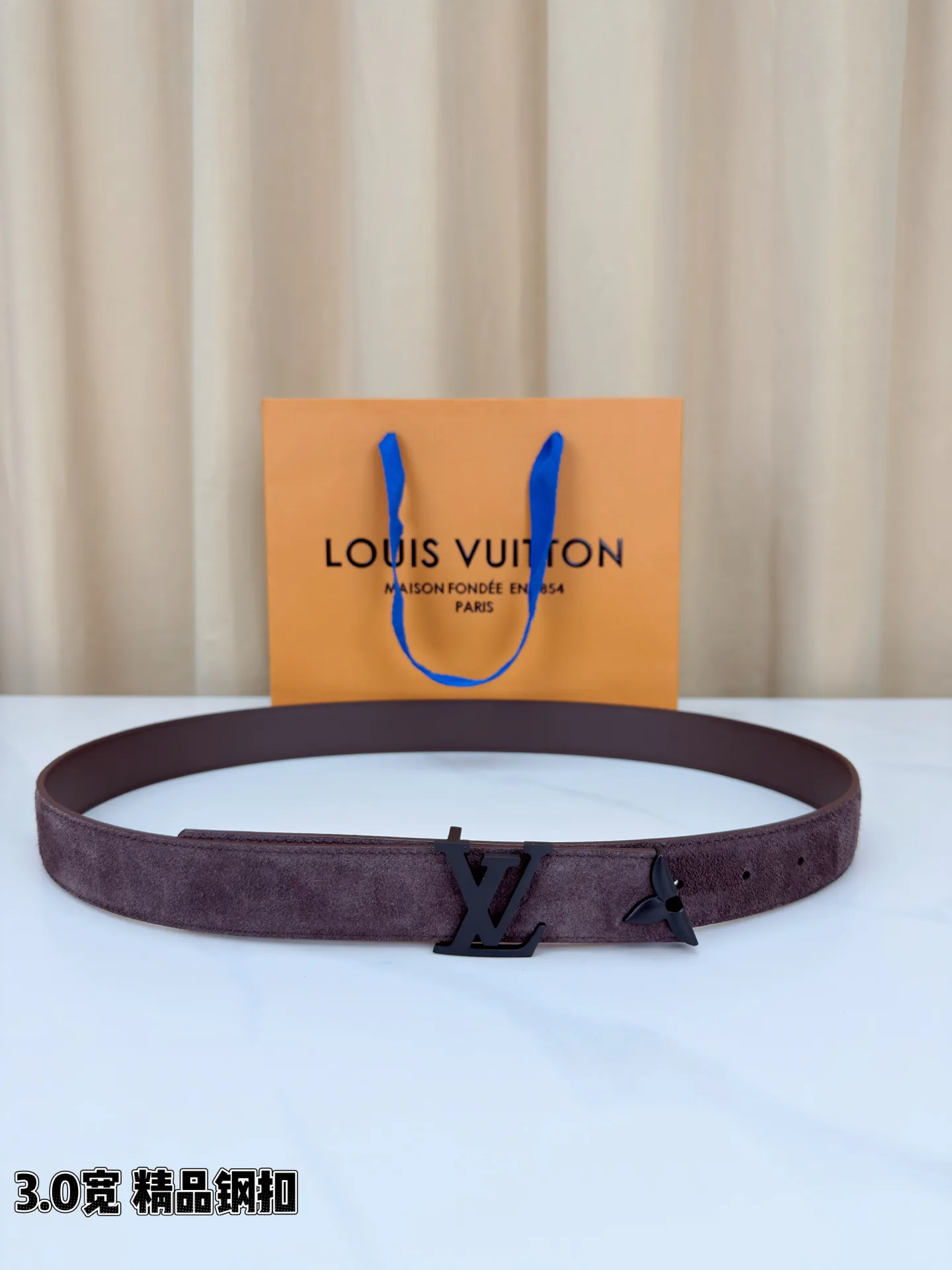Ремни Louis Vuitton 1430190