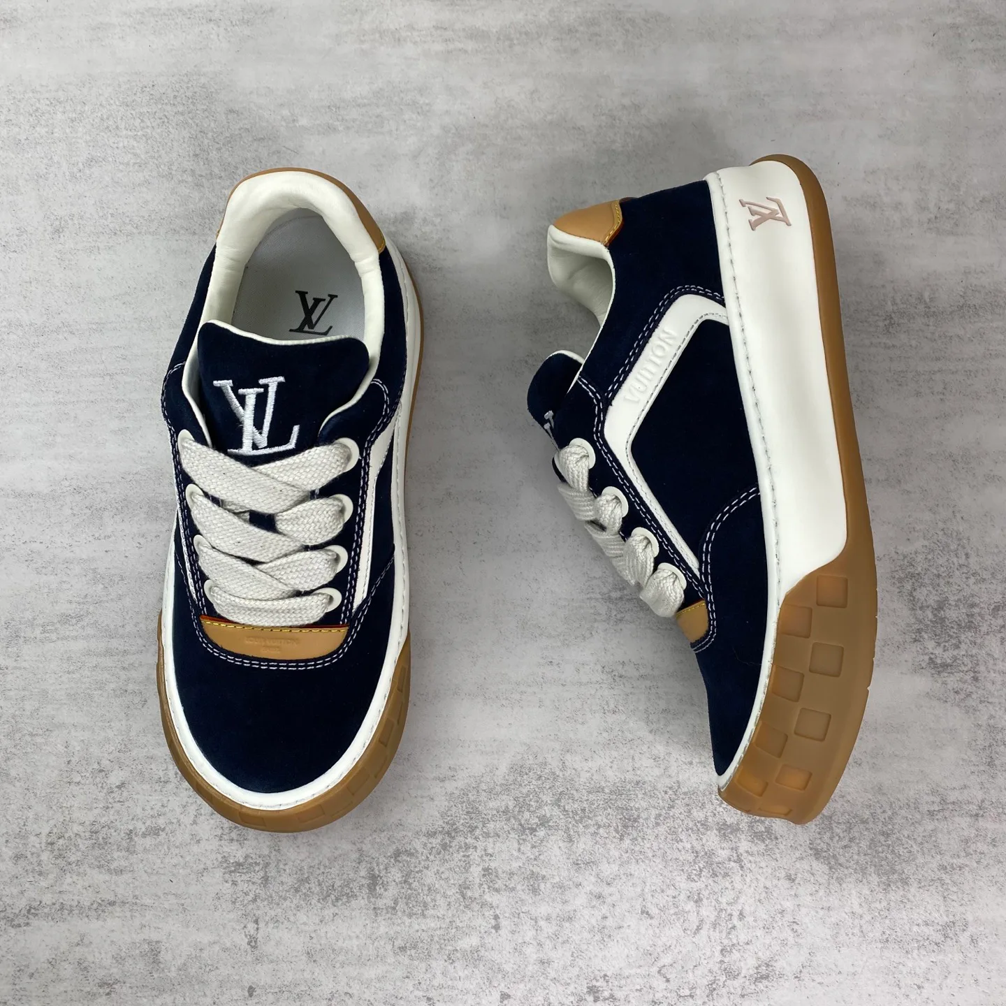 Кроссовки Мужские Louis Vuitton 11517938