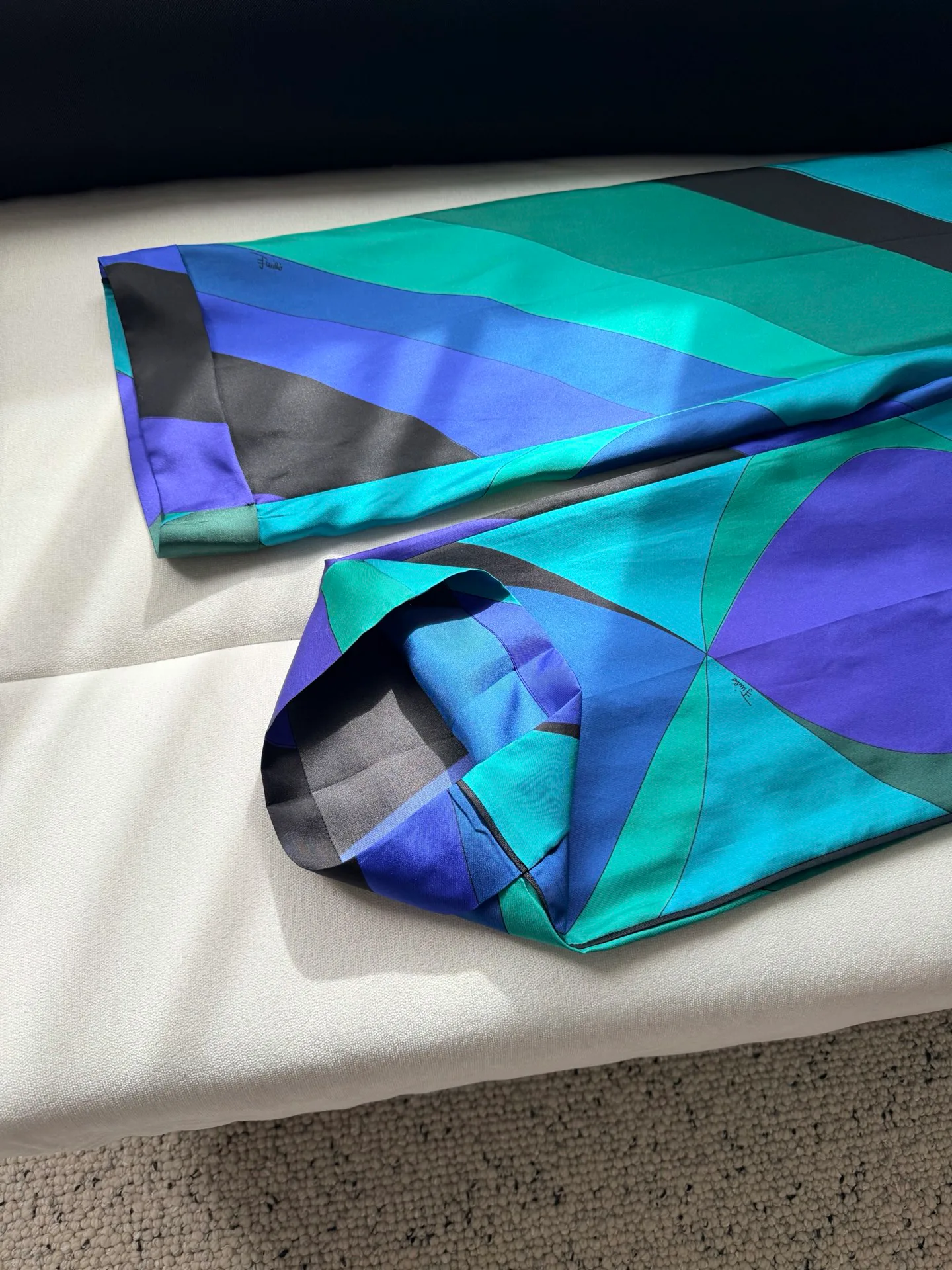 Шорты Женские Prada 11401459