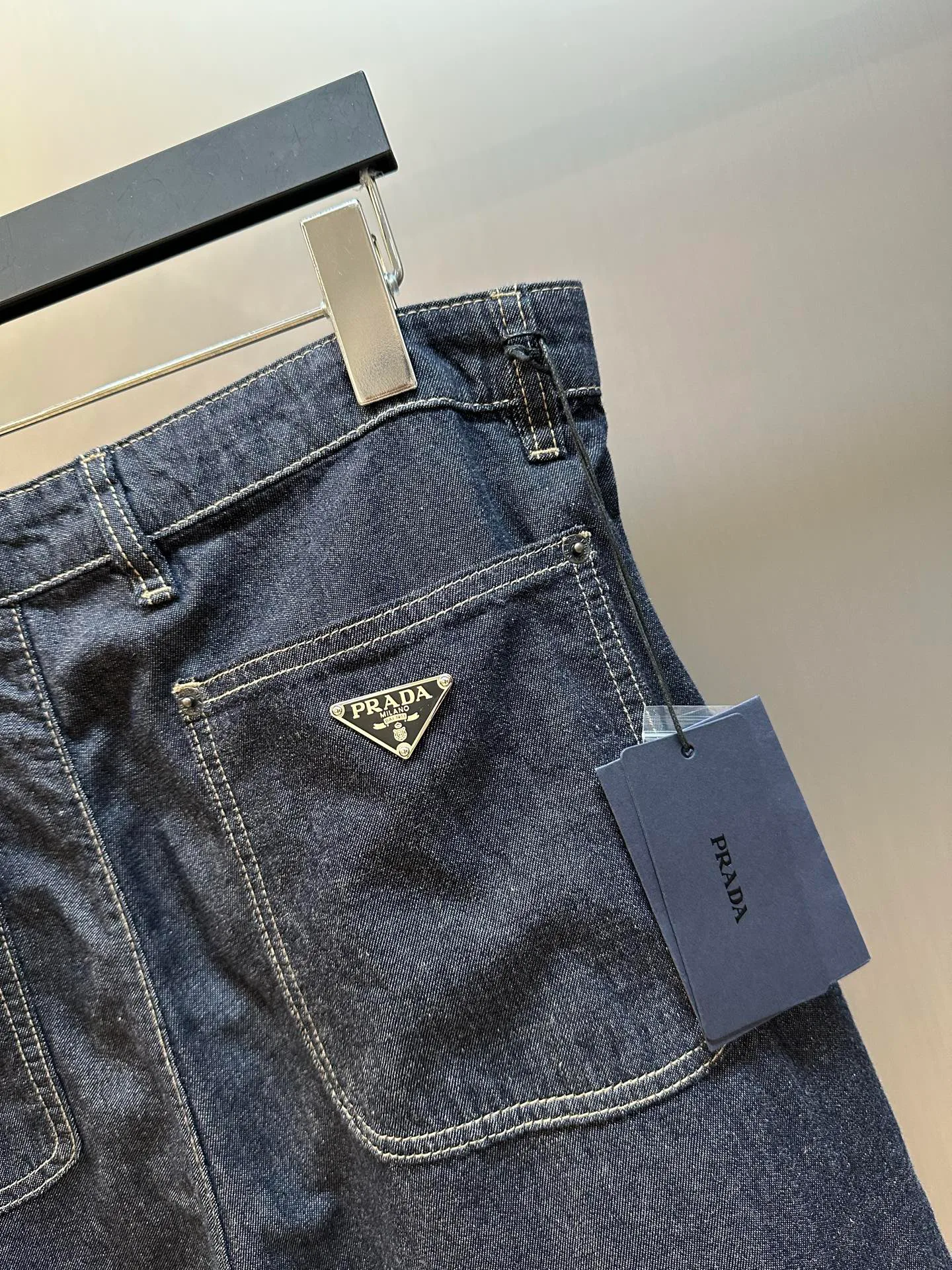 Джинсы Мужские Prada 18178857