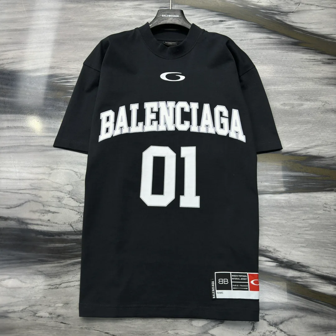 Футболки Женские Balenciaga 9164