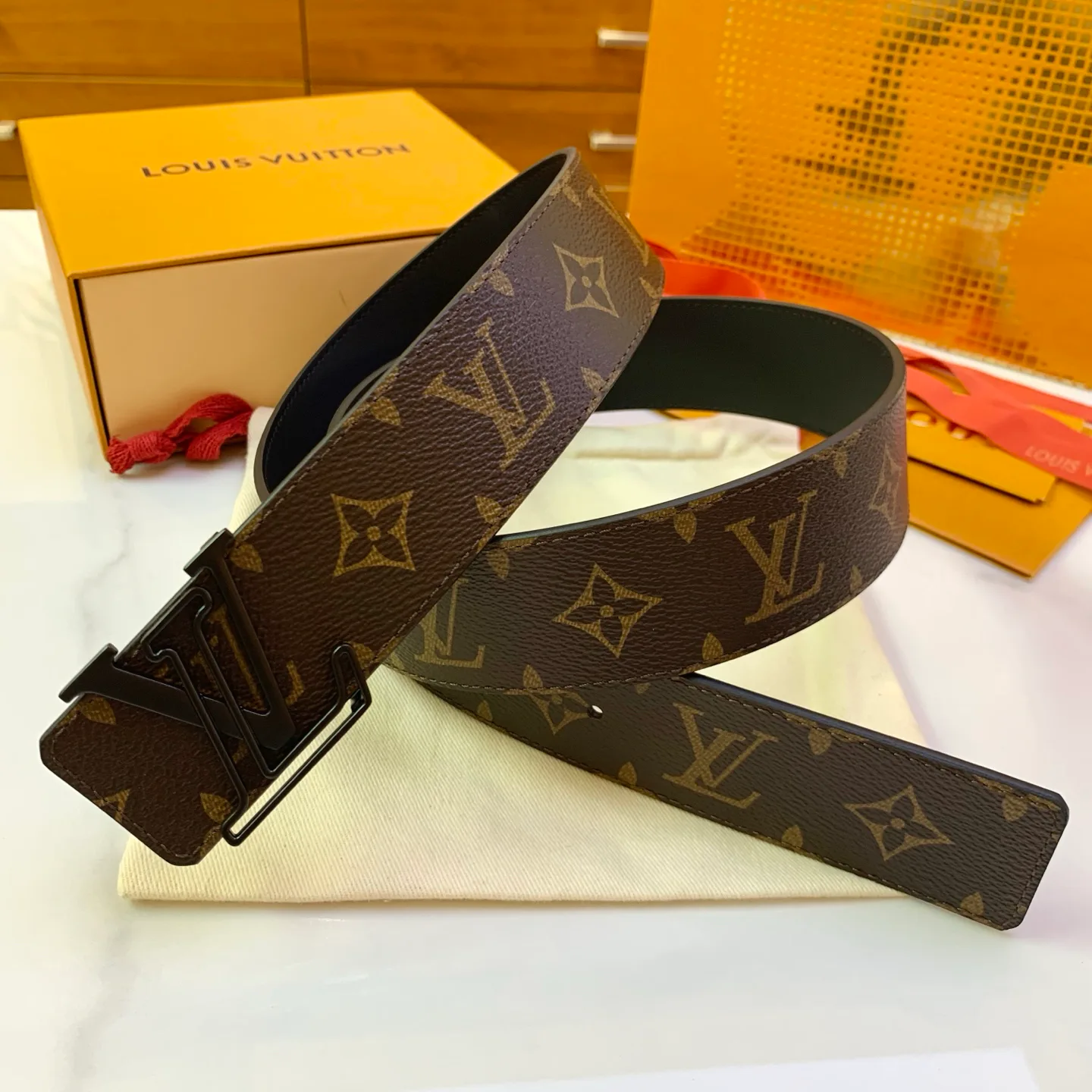 Ремни Louis Vuitton 17725236