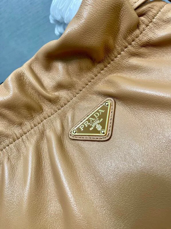 Классические Сумки Женские Prada 442166