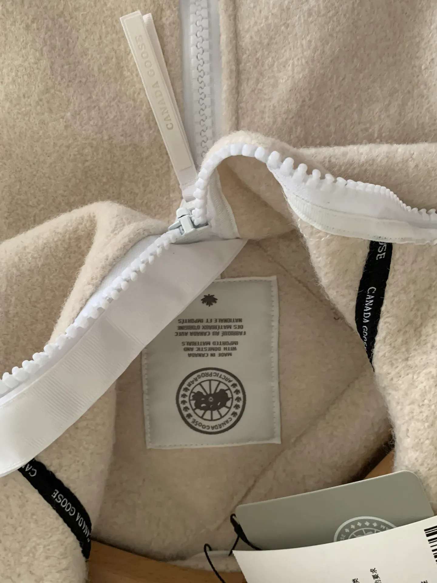 Куртки И Пуховики Женские Canada Goose 4443509