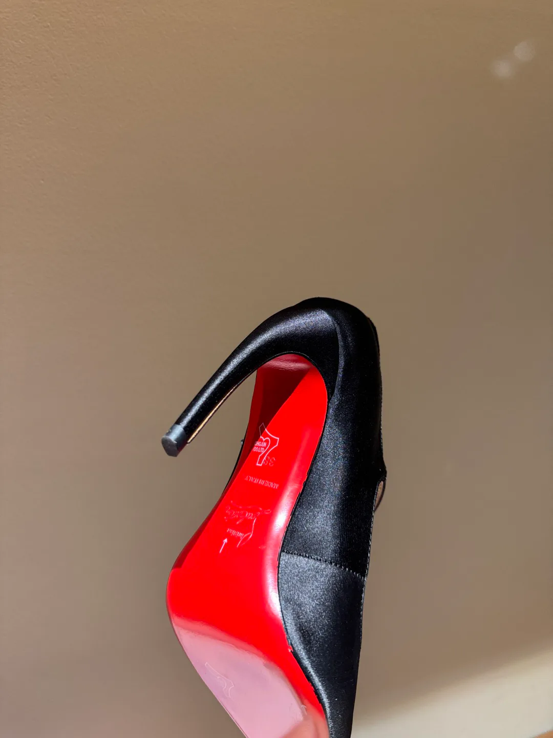 Туфли Женские Christian Louboutin 4743805