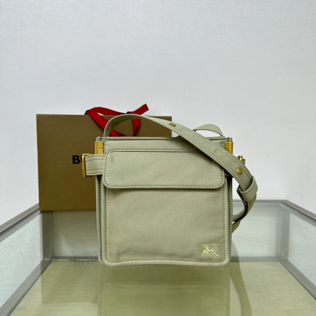 Классические Сумки Женские Burberry 1673197