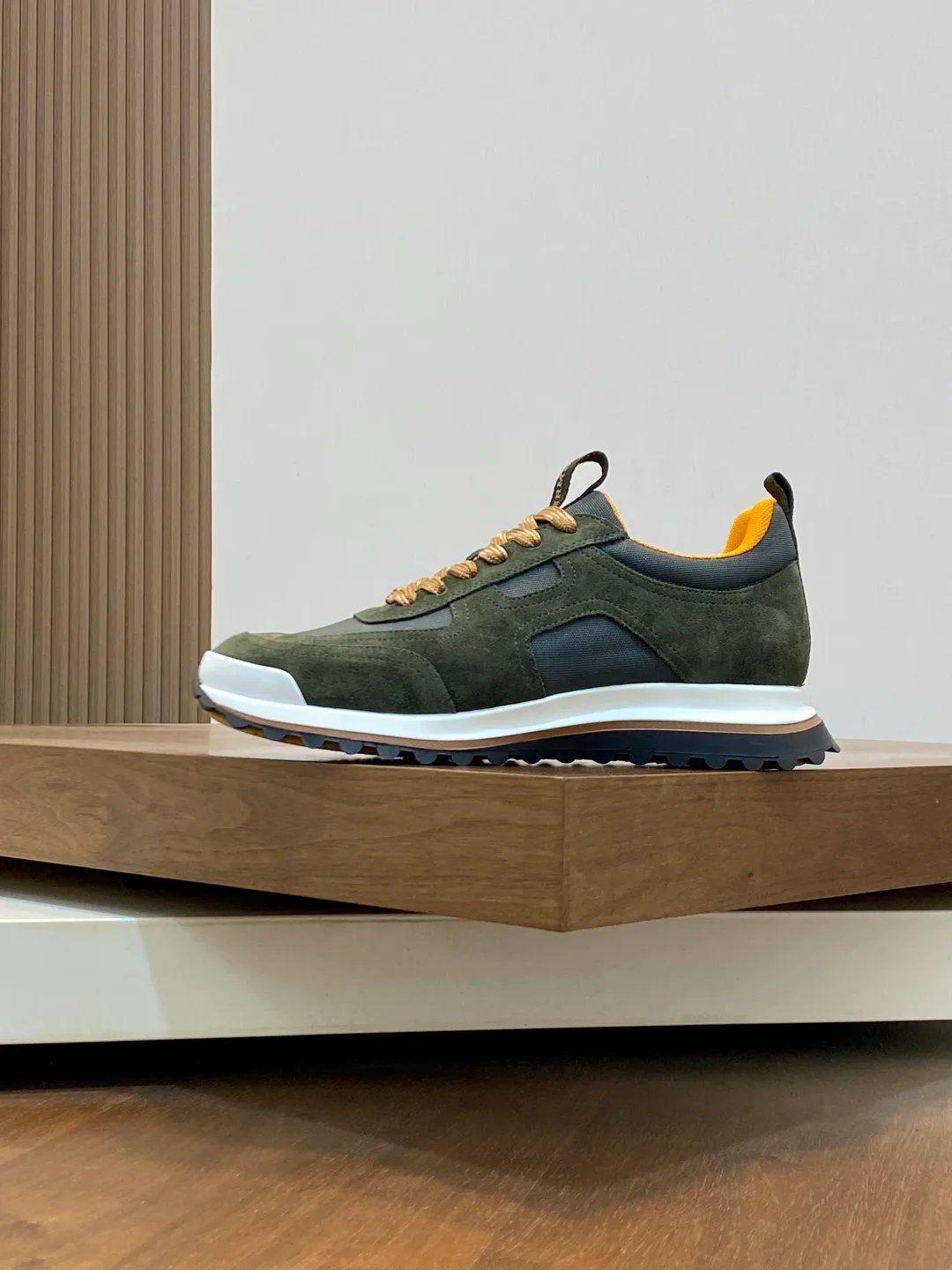 Кроссовки Мужские Hermes 163027