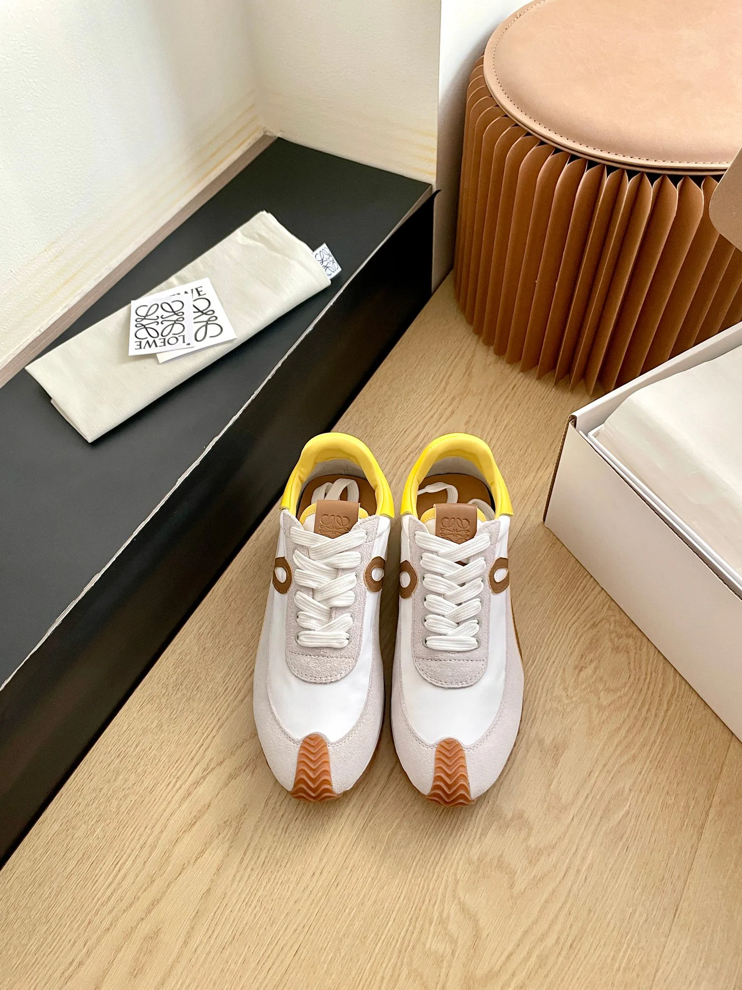 Кроссовки Женские Loewe 10822571