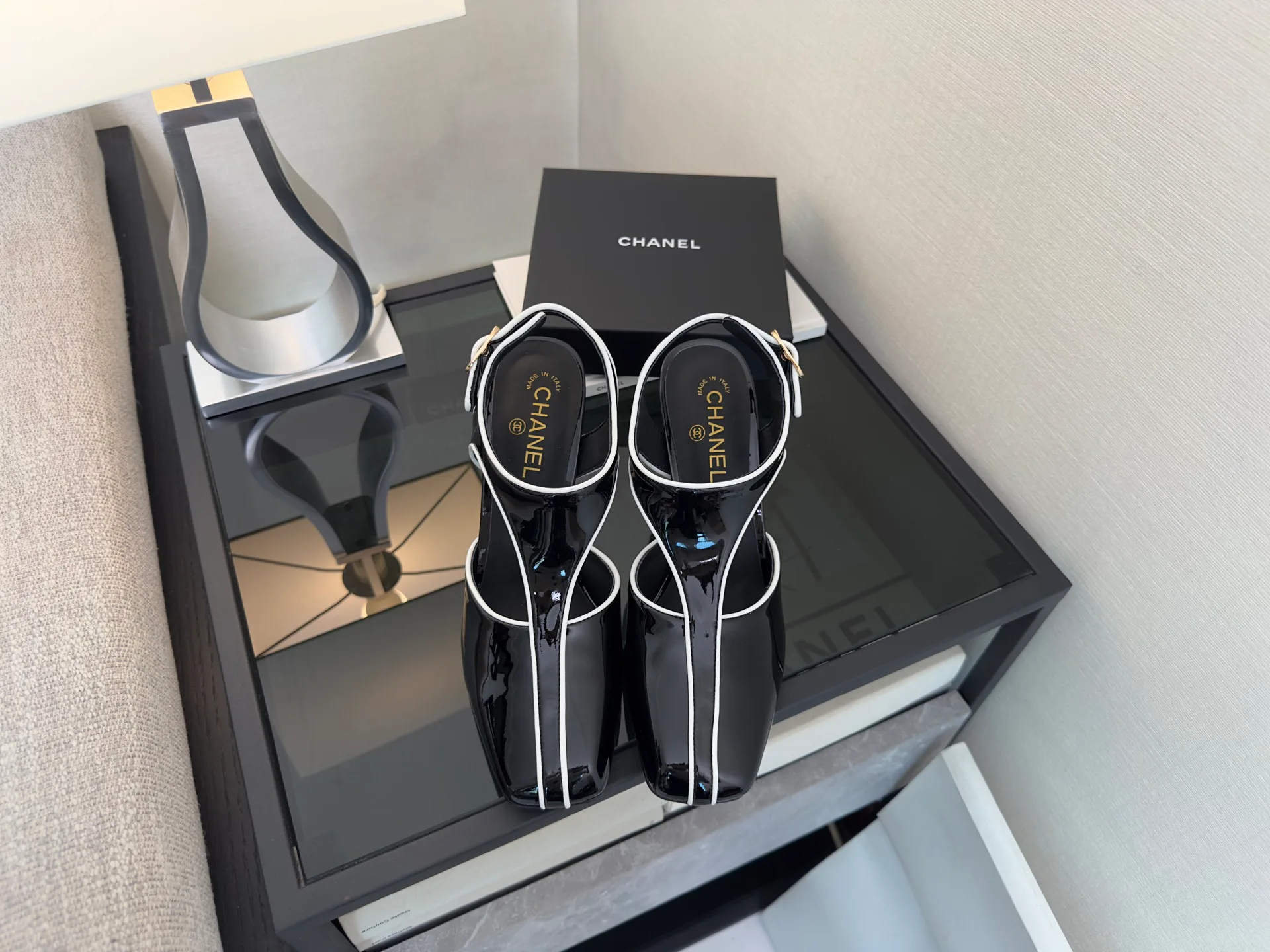 Туфли Женские Chanel 18402155